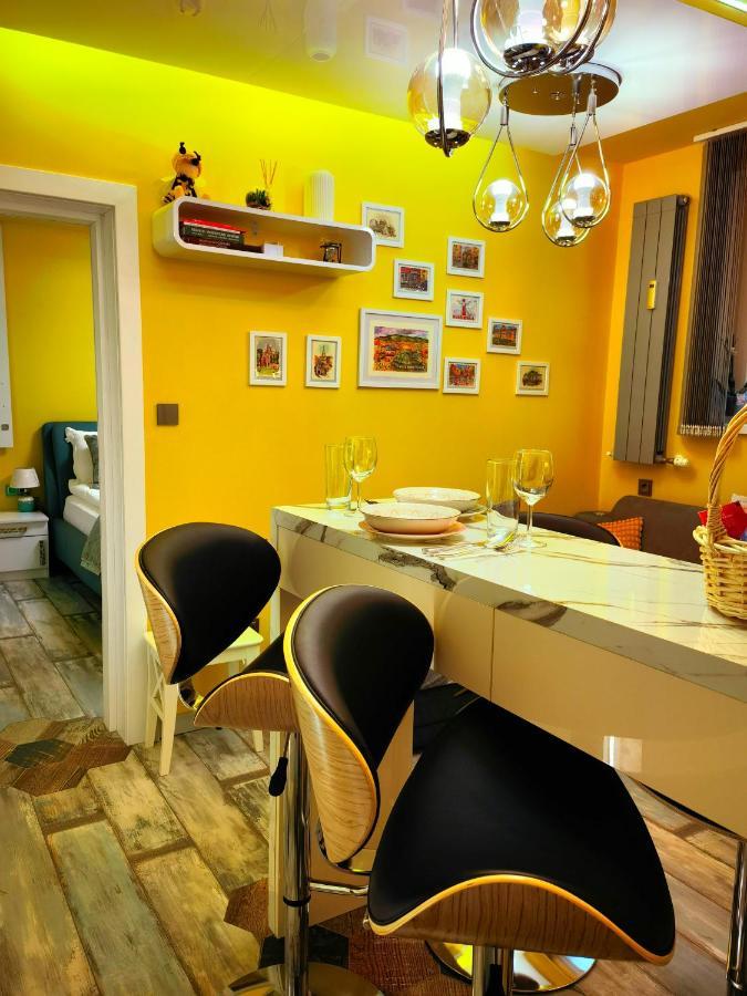 Sofiel Cozy Apartment - Top Center Sofia Eksteriør bilde